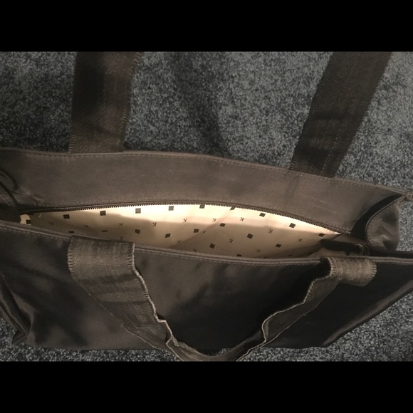 Kate Spade over-the-shoulder bag - Picture 6 of 7